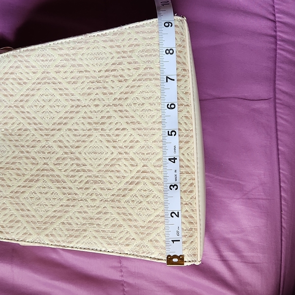 Fashion LD women's cross body/hand bag with wooden handle - Picture 8 of 12